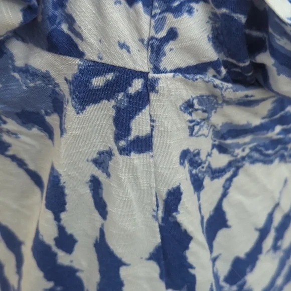 Lularoe olive top - Picture 7 of 7